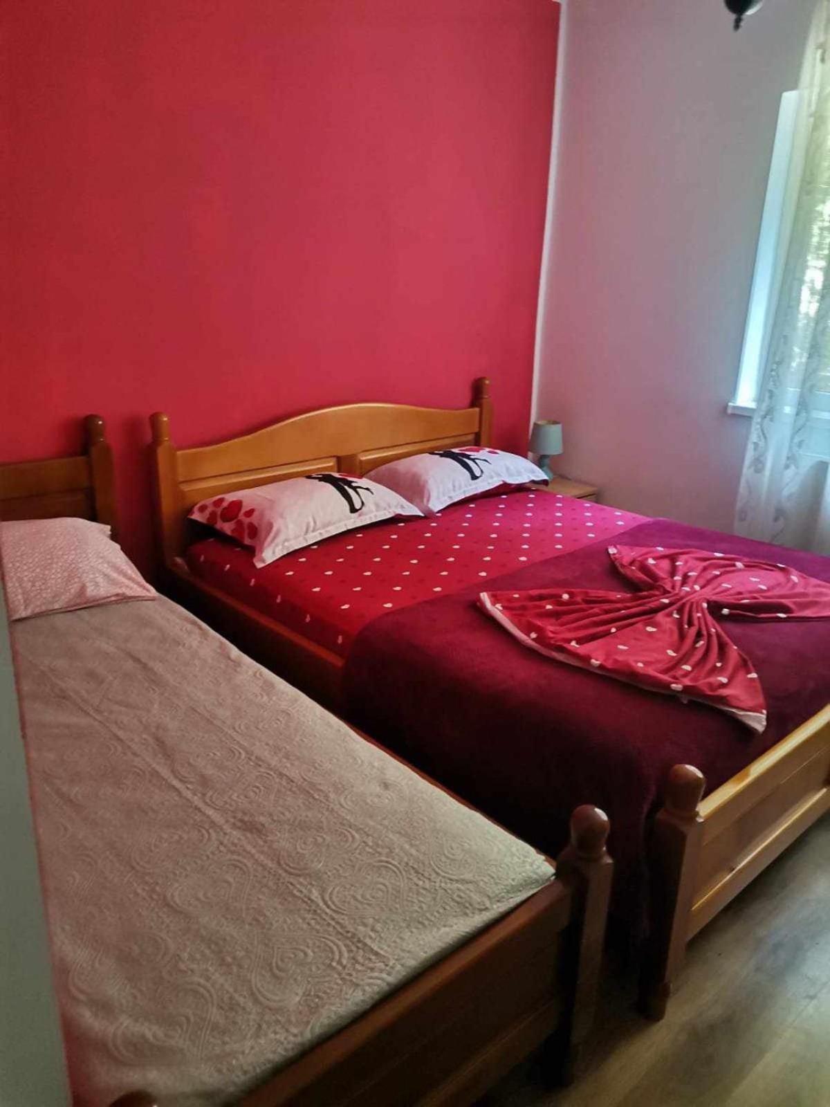 Apartament Nemira Slănic-Moldova Δωμάτιο φωτογραφία